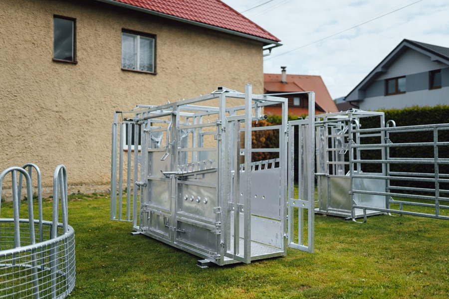 Fixační klec pro skot - Obrázek 2