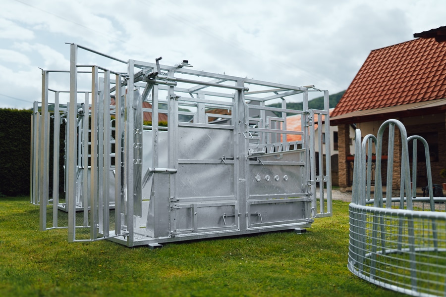 Fixační klec pro skot - Obrázek 3