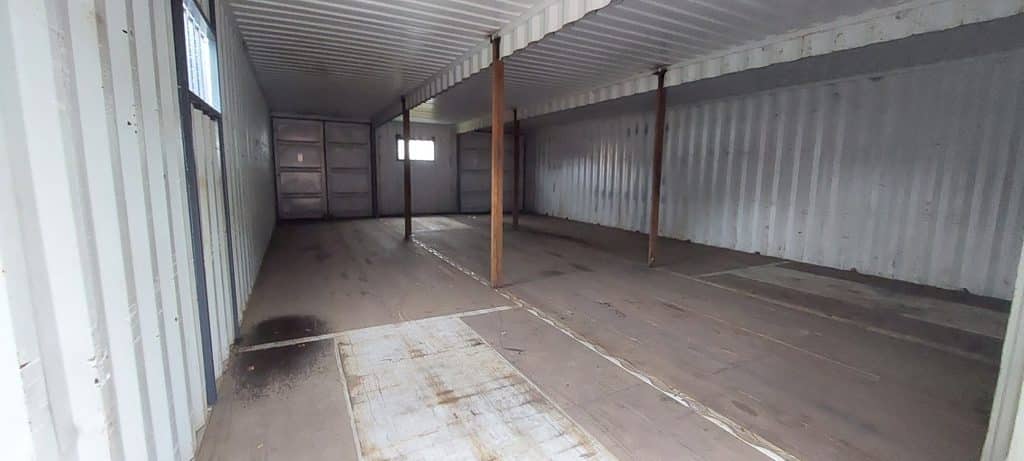 Garáž z lodních kontejnerů - Obrázek 2