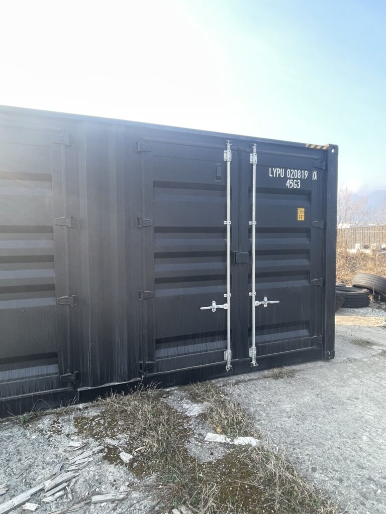 4 m x 12 m x 2