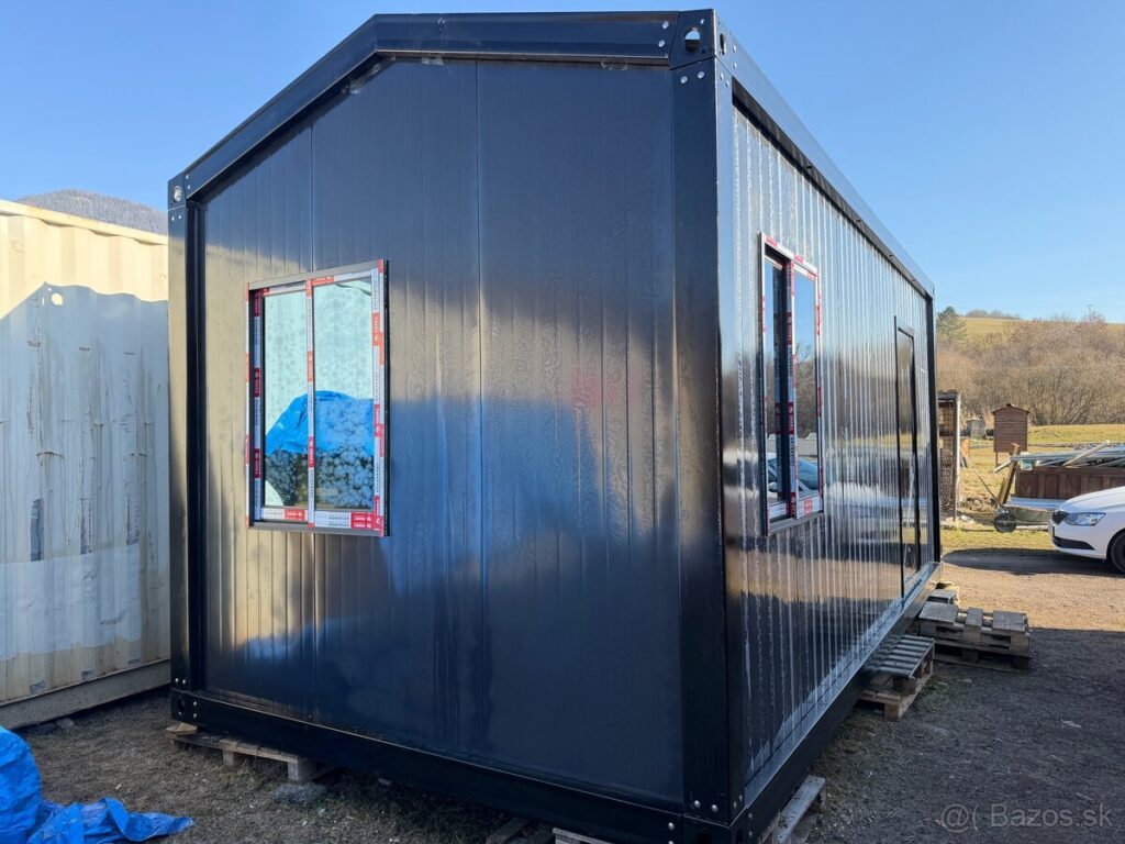 Montovaný obytný kontejner 300 cm x 600 cm x 280 cm